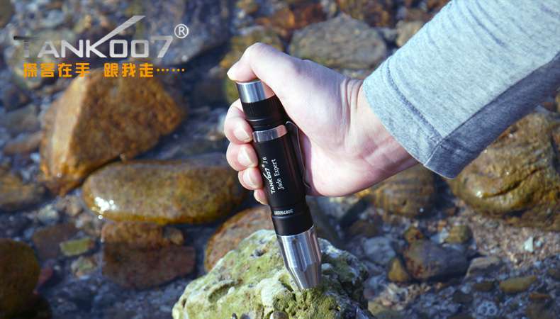 新手收藏家必用珠寶玉石鑒定工具——TANK007照玉手電筒！