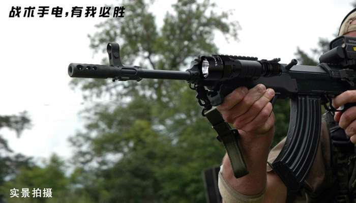 無處不在的中國制造——別懷疑，美軍戰(zhàn)術(shù)手電也是中國制造的！！
